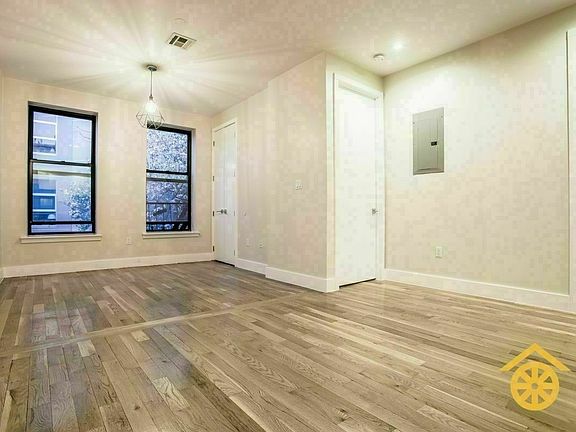 3rd image of 148 Evergreen Ave #2BB1