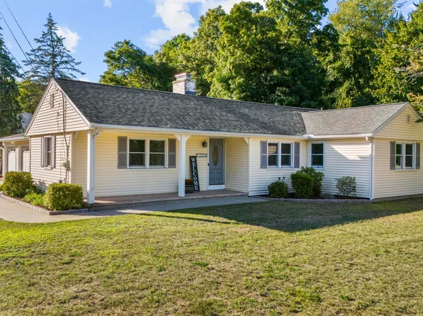 2028 Hartford Turnpike, North Haven, CT 06473