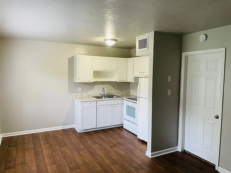 The Nook — Photo 3
