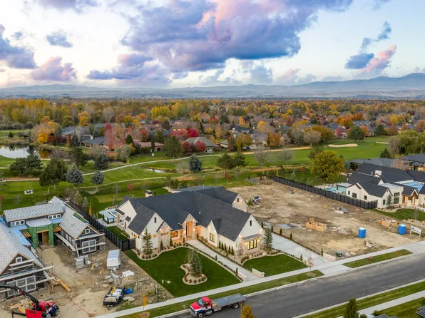 Homes Available Soon, Oakwood Meadows