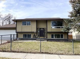 830 SE 5th St, Hermiston, OR 97838