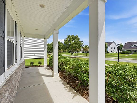 4th image of 505 Lakeside Boulevard
