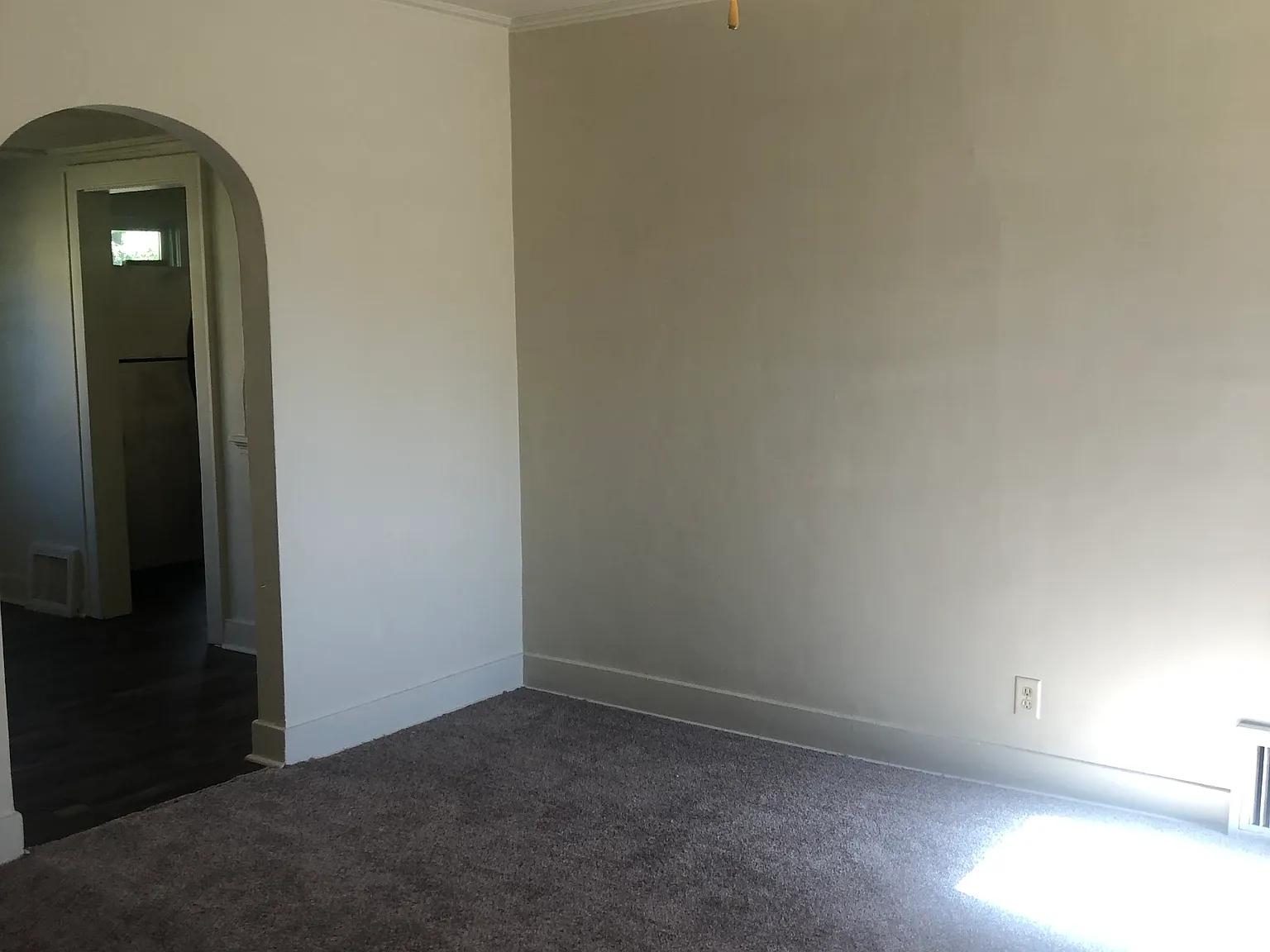 3 bed, $1,500 — Photo 3