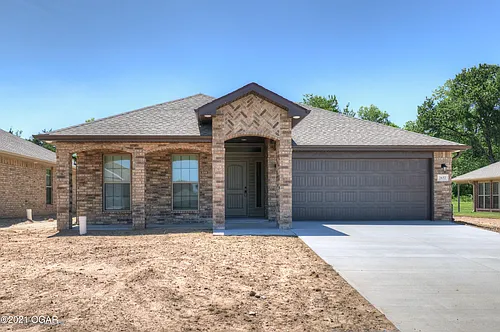 2632 S Lois Ln Photo 1