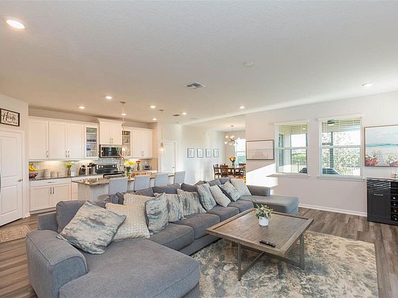 4th image of 34338 Wynthorne Pl