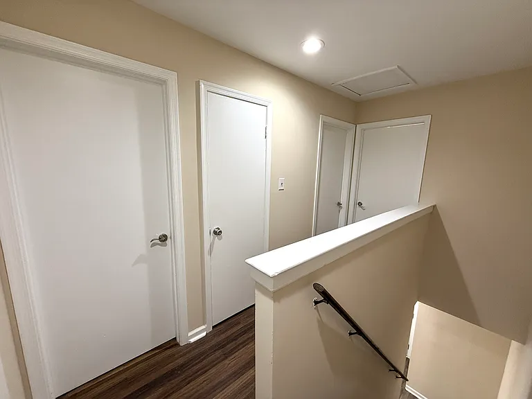 521 W Loch Lomond Dr — Photo 8
