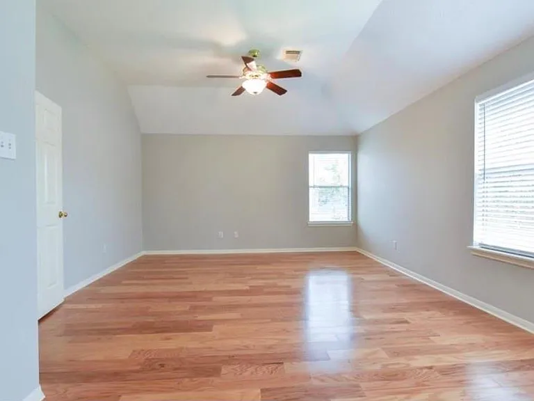 4742 Stoney Point Ct — Photo 15