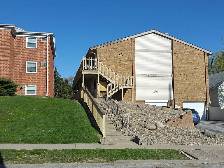 807 N 45th St #3 — Photo 3