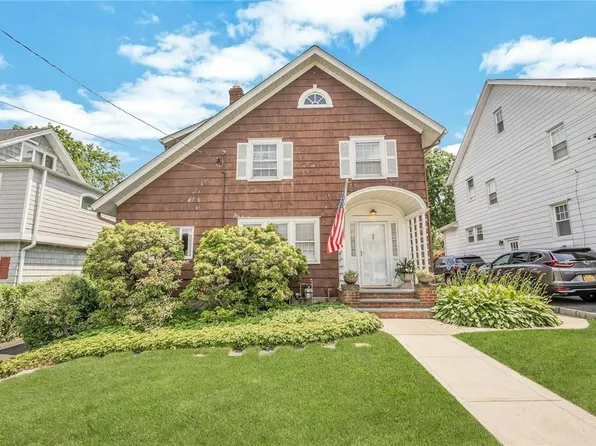 30 Otsego Avenue, New Rochelle, NY 10804