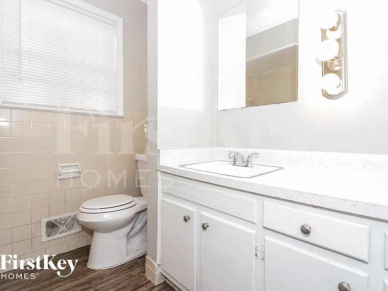5191 Kingswood Cv — Photo 11