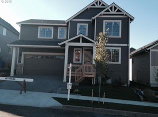 37136 Green Mountain St, Sandy, OR 97055