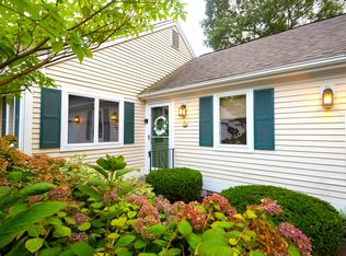 5 Portside Dr, Mashpee, MA 02649