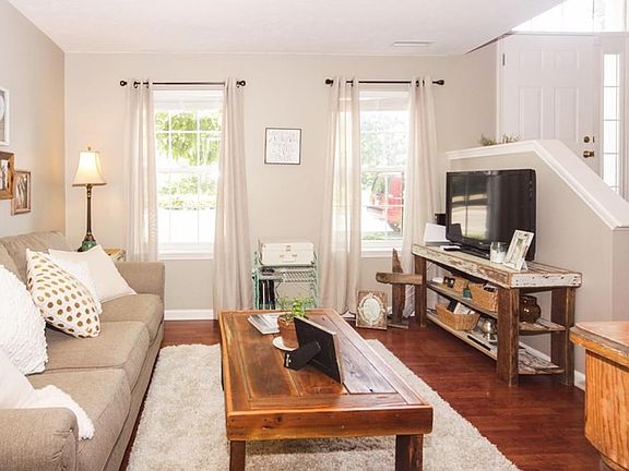 5th image of 1004 Cavendish Dr