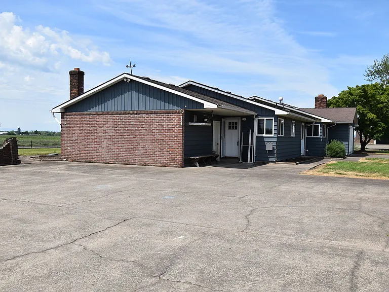 35725 Engle Rd SE — Photo 13