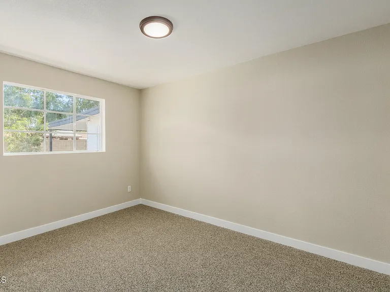 3301 W Pierson St — Photo 21