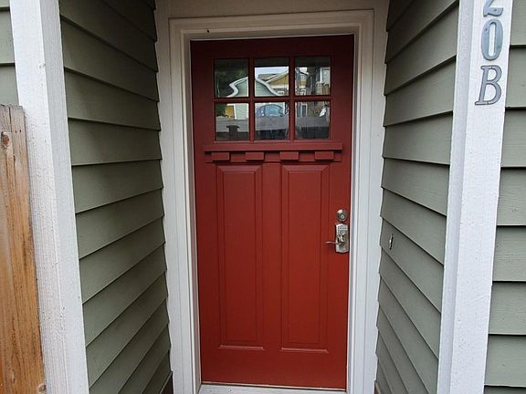 3rd image of 1020 Taylor Ave N #B