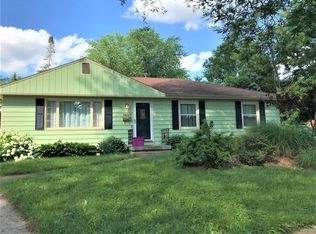 1620 Cambridge Dr SE, Grand Rapids, MI