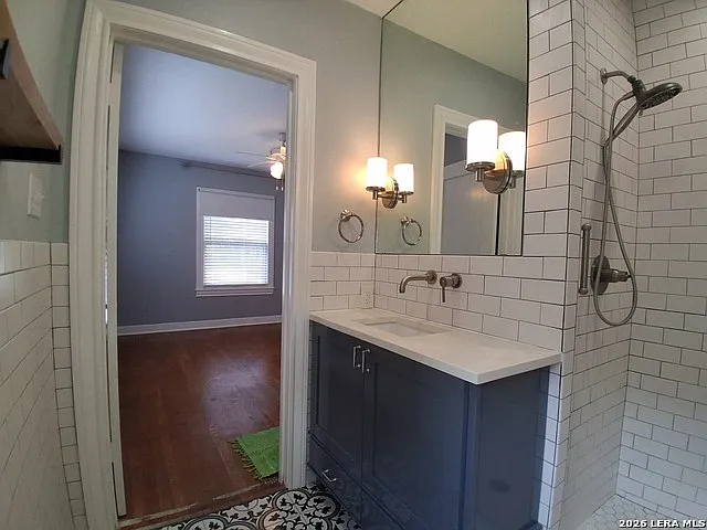315 W Ridgewood Ct — Photo 9