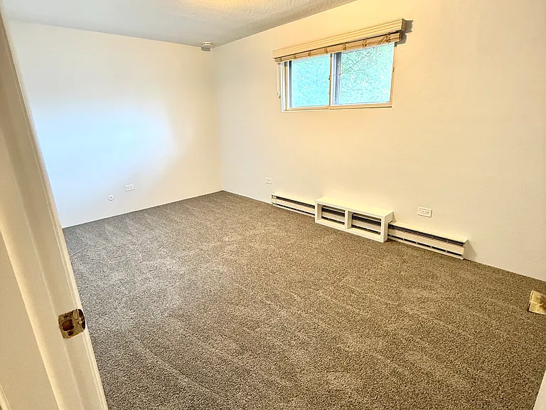 808 Oneida St — Photo 12