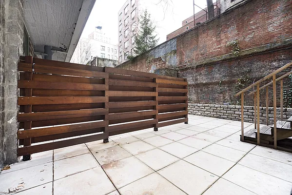 Rented by Bold New York | media 9