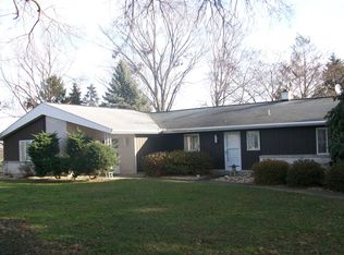 221 Clearview Rd, Lancaster, PA 17602