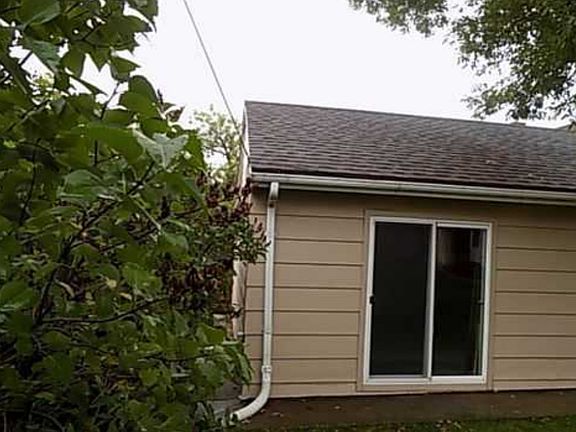 bedroom door to back yard