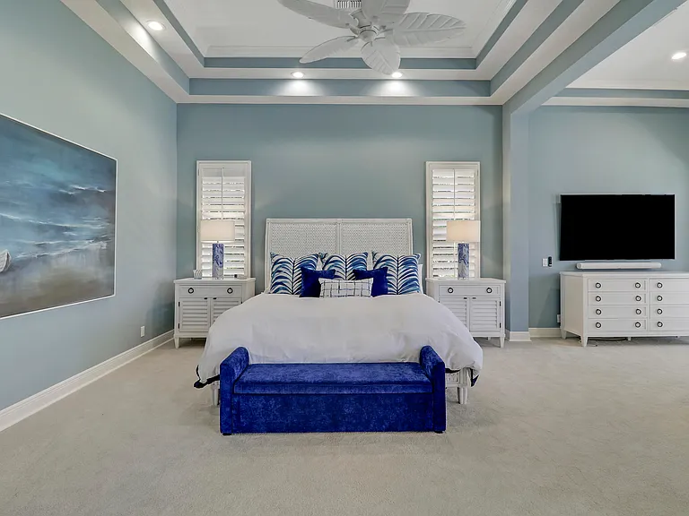 18808 SE Windward Island Ln — Photo 33