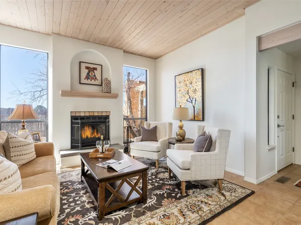 1 Redondo Ct, Santa Fe, NM 87508