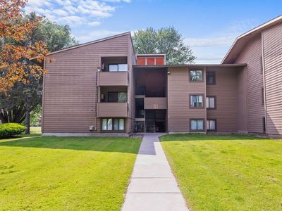 40 Watertree Dr, East Syracuse, NY, 13057