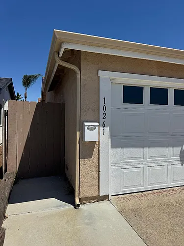 10261 Eagle Rock Ave Photo 1