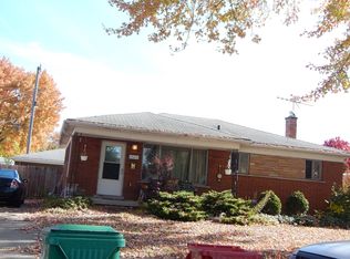 24494 Mabray Ave, Eastpointe, MI 48021