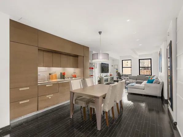 20 Pine St APT 1601, New York, NY 10005