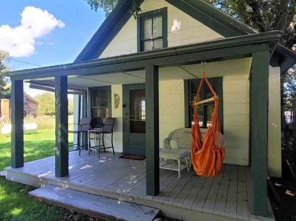 202 E Williams St, Ennis, MT 59729