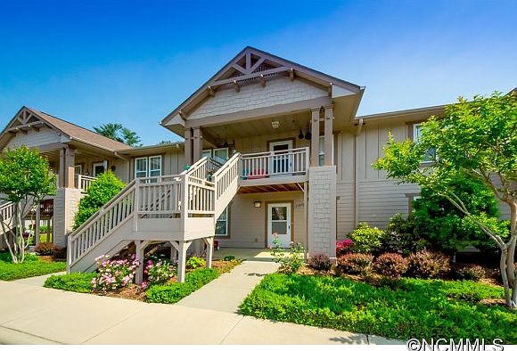 1st image of 575 Deermouse Way