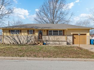 104 Cambridge Drive, Carl Junction, MO 64834