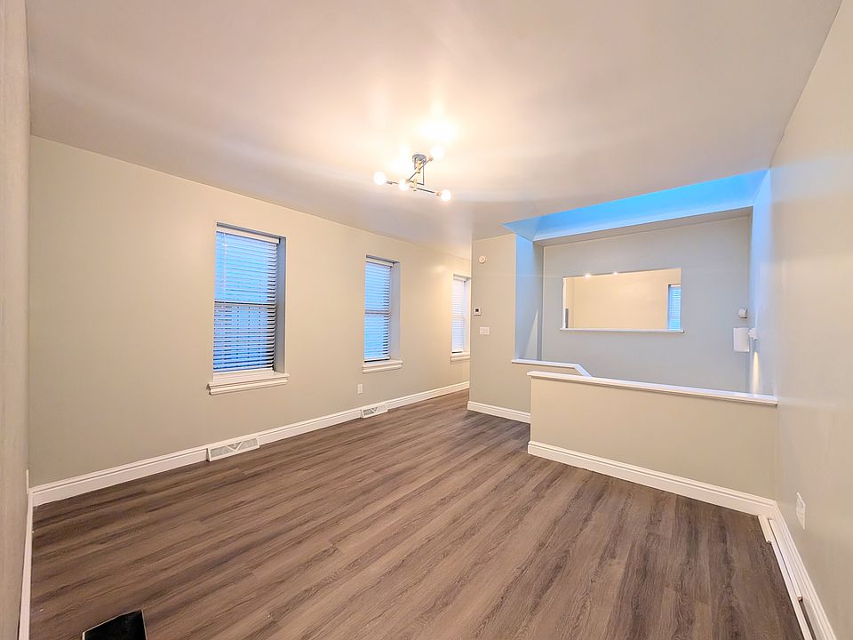 1st image of 1126 Sheffield St APT 202