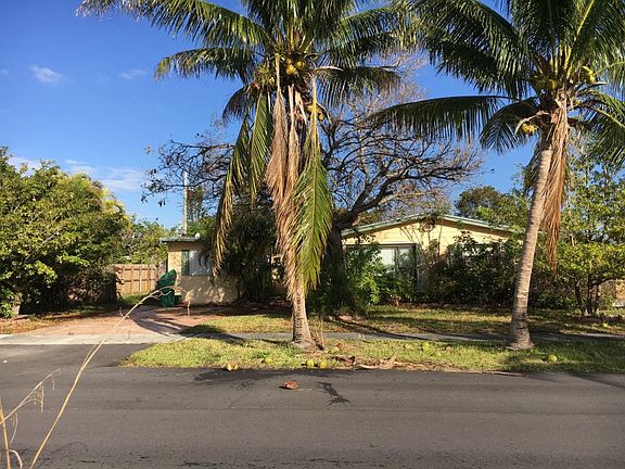 2nd image of 19030 SW 89th Ave