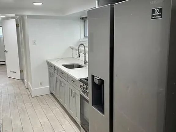4th image of 222-224 19th Ave #1
