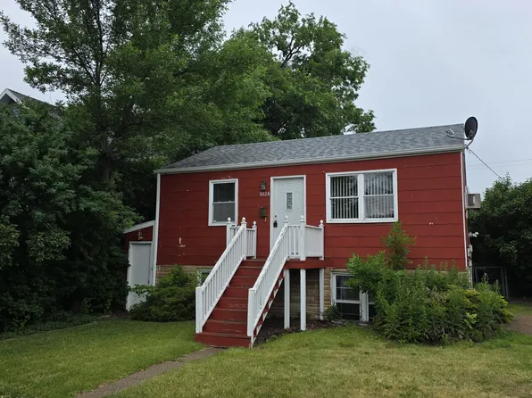 1024 N 14th St #1024, Bismarck, ND 58501