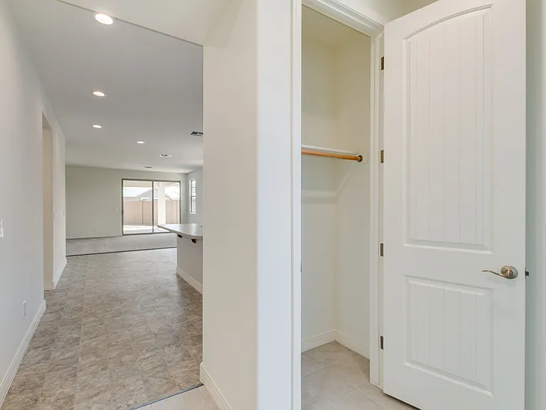 1674 N Hester Trl — Photo 31