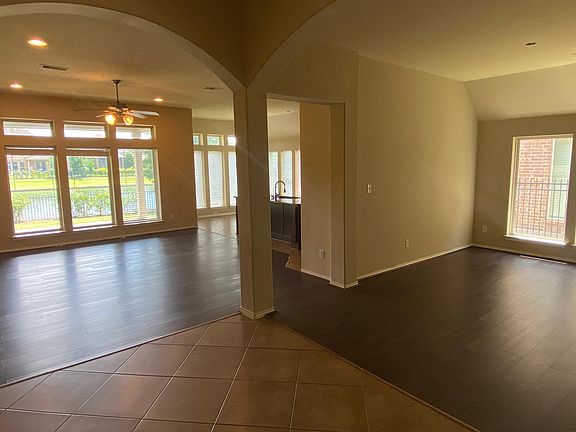 2nd image of 26227 Serenity Oaks Dr