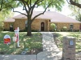 906 Coventry Ln, Duncanville, TX 75137