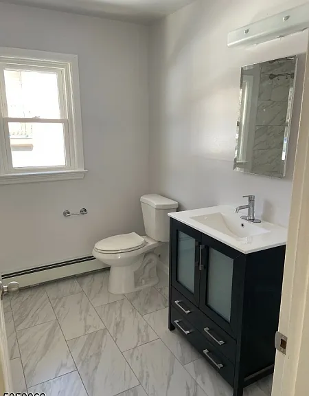 418 Montclair Ave #2 — Photo 7