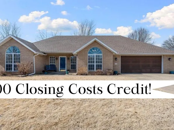 310 Center Dr, Lowell, AR 72745