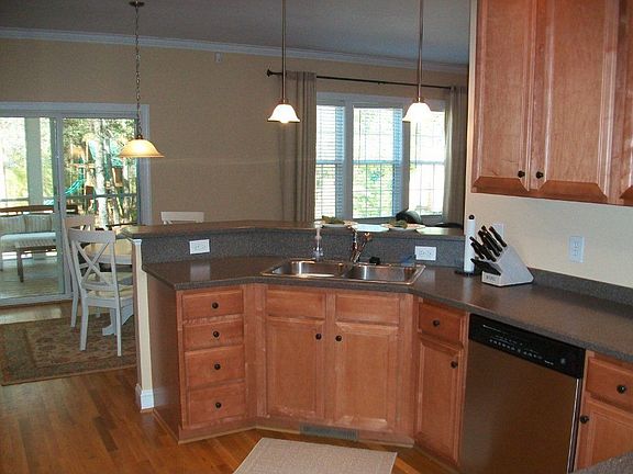 5th image of 1008 Upper Reach Dr