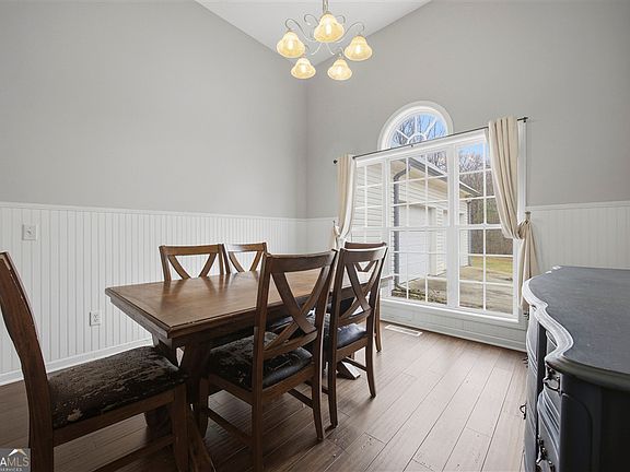 5th image of 6850 Heardsville Rd