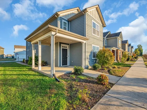 18 Pointer Pl, Lebanon, TN 37087