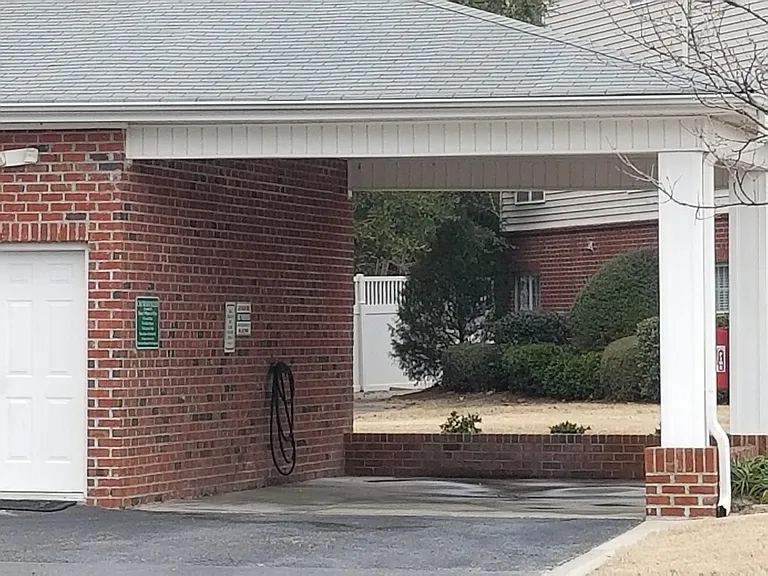 Car wash station