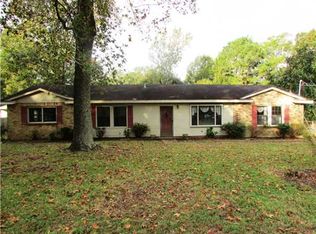 4419 Griffin St, Moss Point, MS 39563