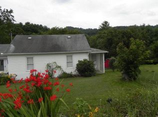 111 Lyndora Ct, Beaver, WV 25813